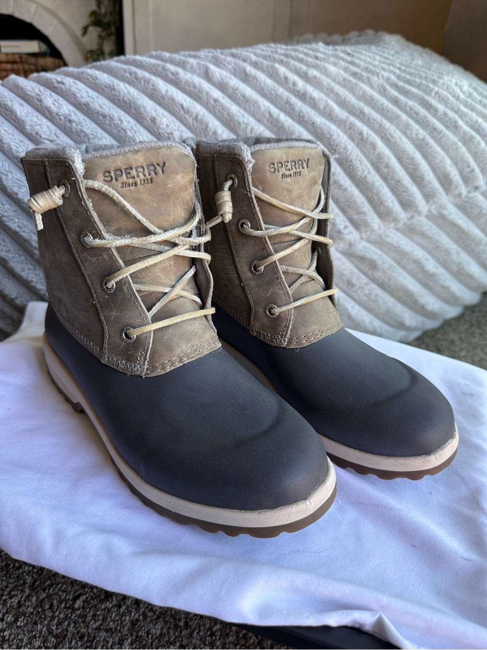 Sperry Two-Tone Waterproof Lace-Up Duck Boots in Brown and Black